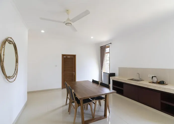 Hotel Humayana *