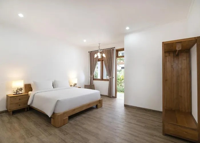 Humayana Hotel